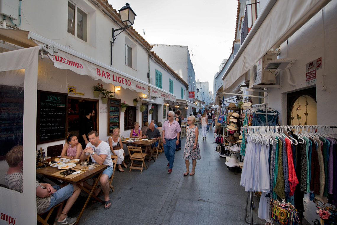 Tiendas y Bares en Conil de la Frontera